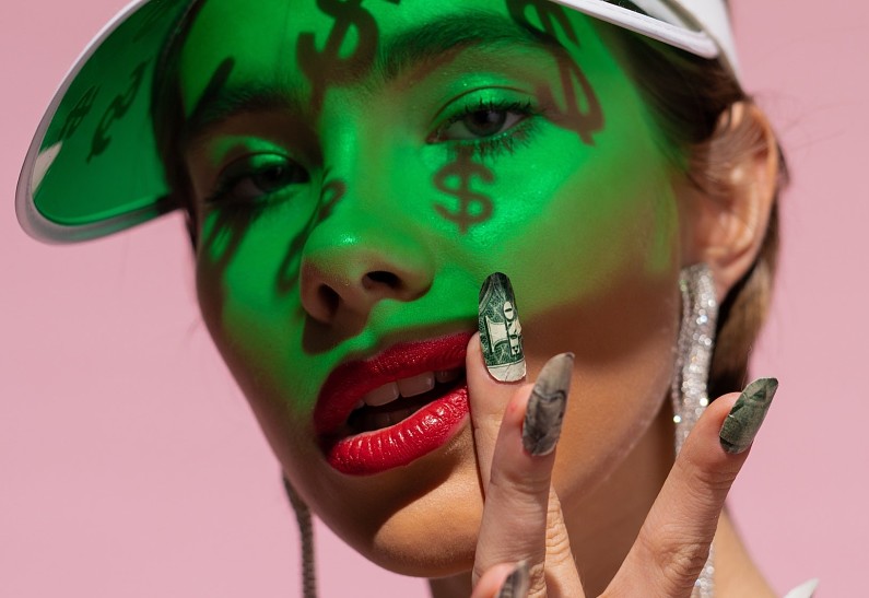 Ошибки мастеров и признаки некачественного маникюра