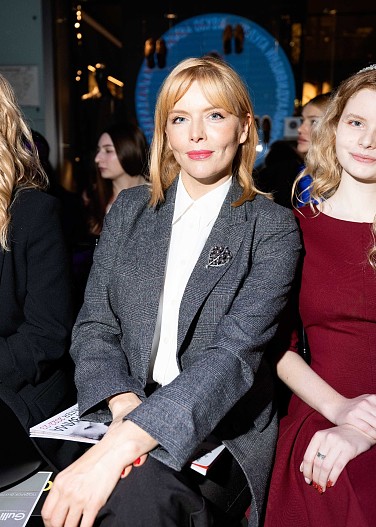 Анна Чурина