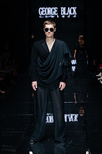 Показ GEORGE BLACK