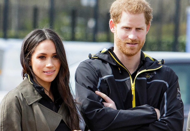 Натянутая улыбка и грустная радость: Меган Маркл и принц Гарри попытались опровергнуть слухи о скором разводе