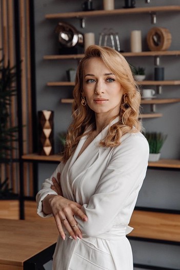 Эксперт в области маркетинга, бизнес-наставник и консультант по продажам Анастасия Любарская