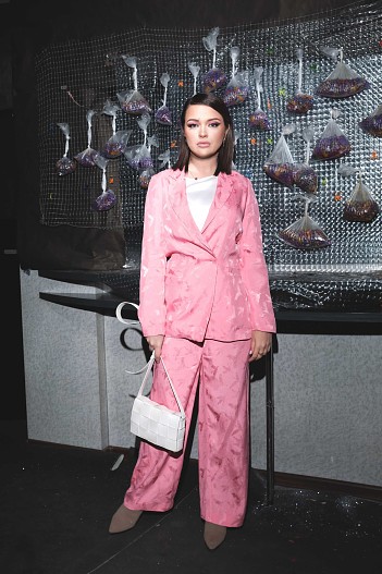 Инна Любимова