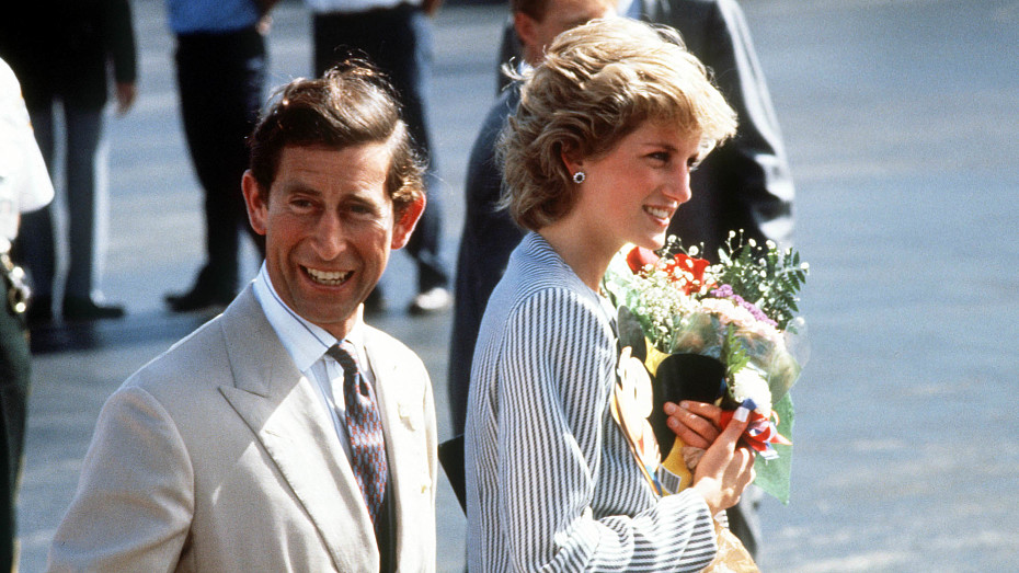 Принц Чарльз предостерегал принцессу Диану от опасностей королевской жизни накануне свадьбы