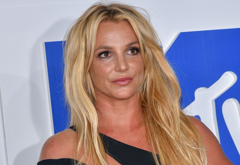 «Полностью немеют руки»: Бритни Спирс пожаловалась на проблемы со здоровьем. Подробности!