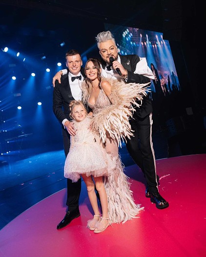 Артём и Валерия Чекалины с дочкой Алисой, Филипп Киркоров