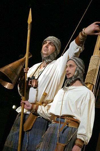 Спектакль Евгения Гришковца Осада (на фото Игорь Золотовицкий и Александр Усов)