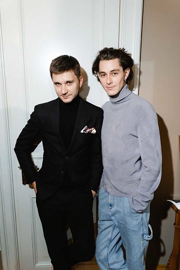 Гриша Супер и Анар