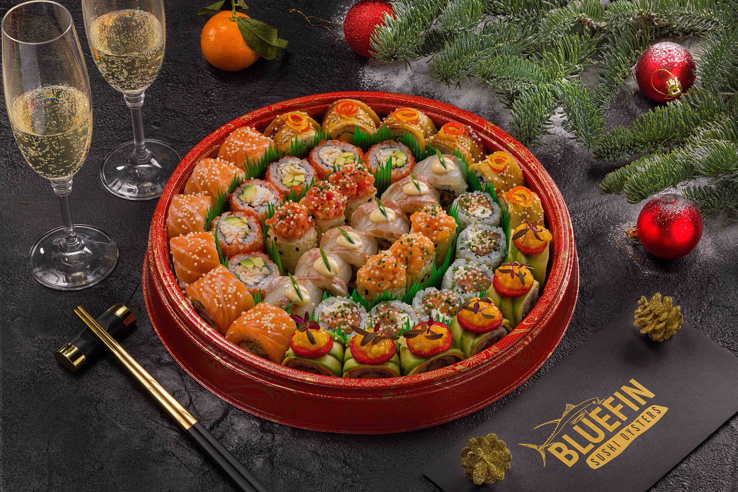 фирменные блюда на новый год. праздничные блюда. красивые блюда на новый год. фирменные блюда на новый год. праздничный стол на новый год.