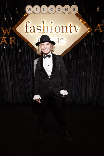 Евгений Вольтов