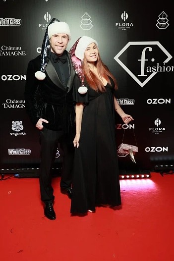 Vj Арчи и Эвелина Блёданс