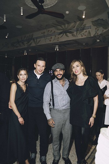 Елена и Антон Пинские, Тимати, Светлана Бондарчук