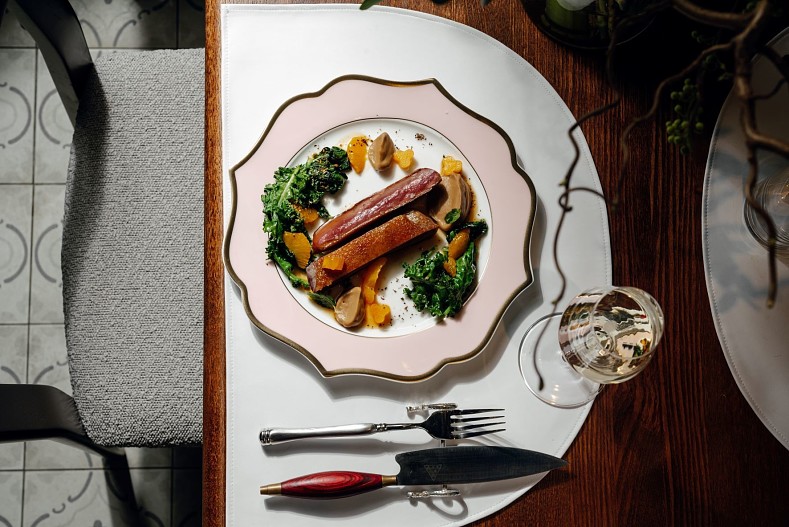 Утиная грудка с мандаринами