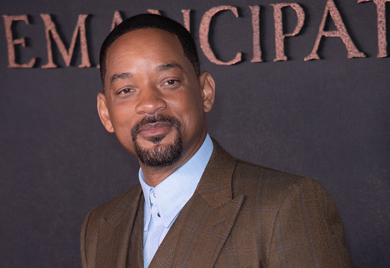 Эффектный выход: Уилл Смит появился на публике после скандала на «Оскаре»