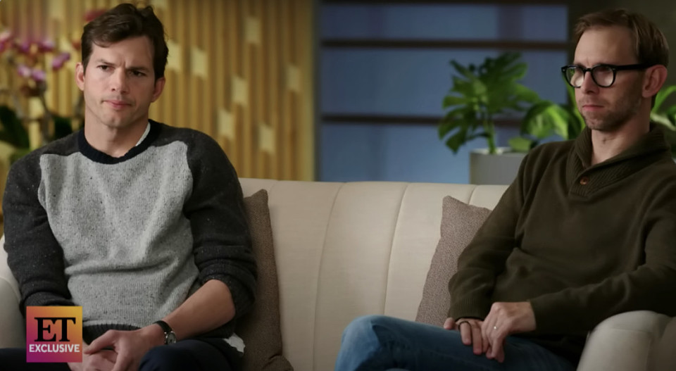 Эштон Катчер с братом