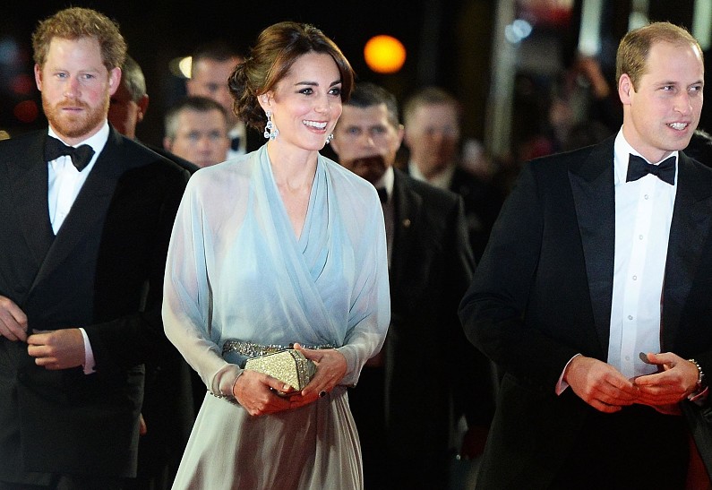 «Настоящее безумие»: принц Гарри рассказал, что пережила Кейт Миддлтон в браке с принцем Уильямом