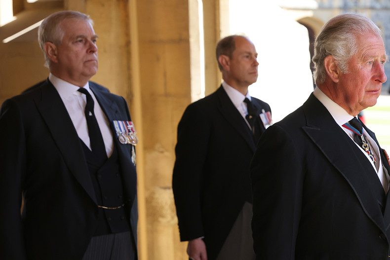 Принц Эндрю, принц Эдвард, принц Чарльз и принцесса Анна