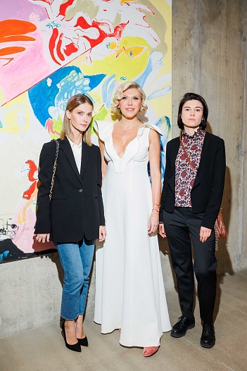 Светлана Иванова, Мила Марсель, Клава Коршунова