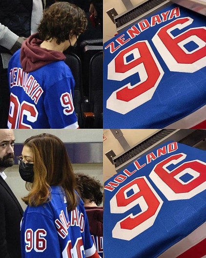 Зендая и Том Холланд&nbsp;появилась на хоккейном матче в парных майках