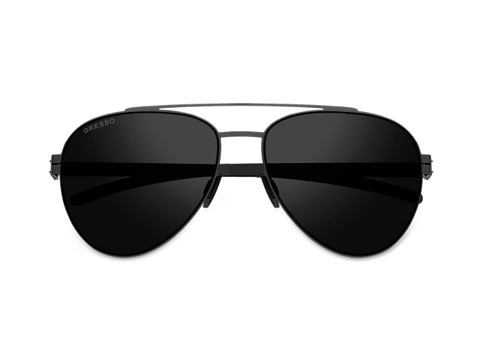 California — классическая форма «авиаторов» — в сочетании с ультрамодными в сезоне 2022  золотыми линзами сделает любой образ «звездным»