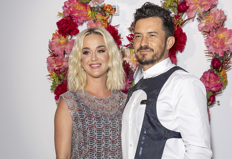 Кэти Перри прокомментировала слухи о свадьбе с Орландо Блумом