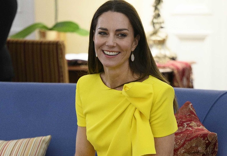 Икона стиля: Кейт Миддлтон демонстрирует свой утонченный вкус во время визита на Ямайку. Фото!