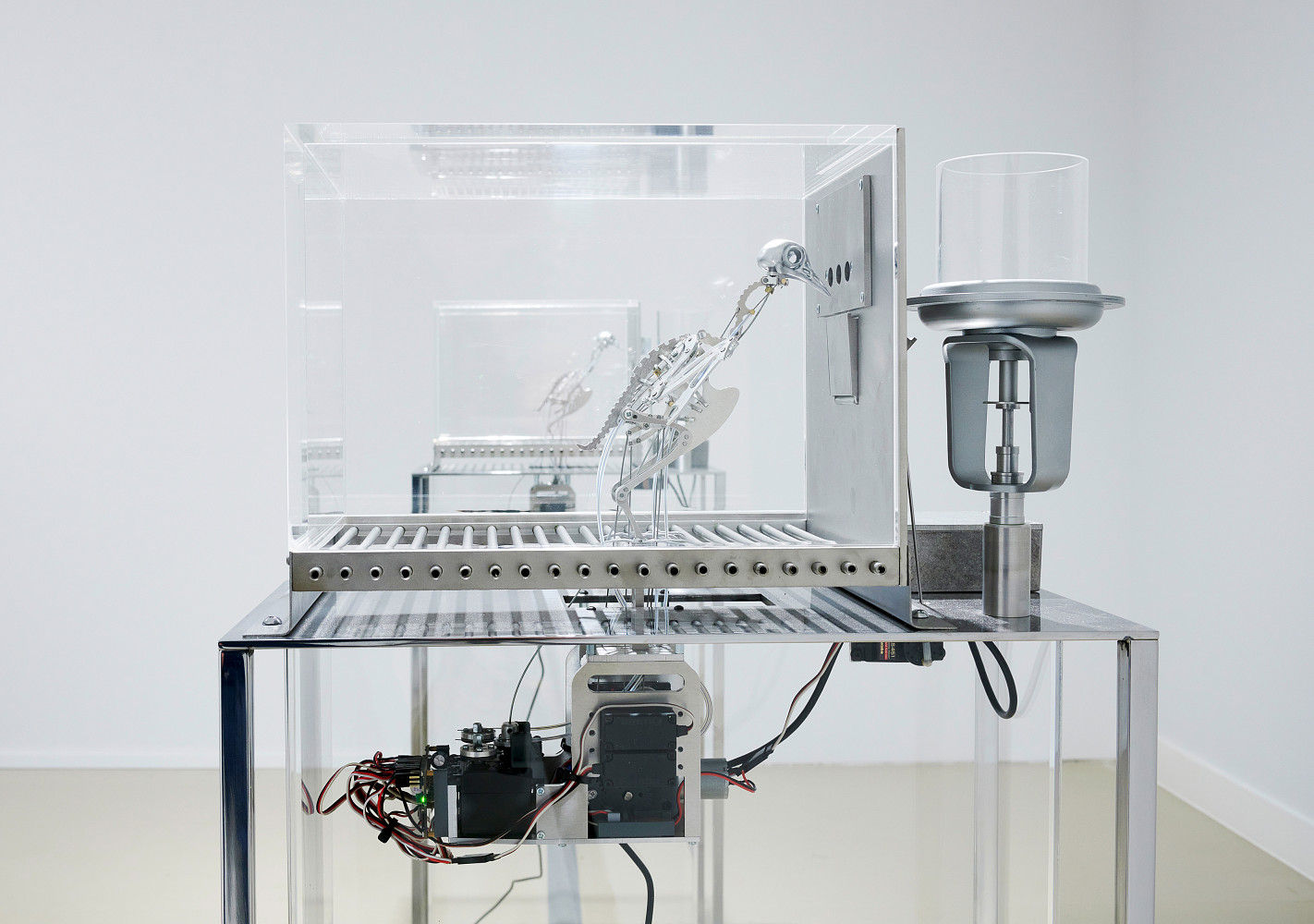 В Москве состоялось предварительное открытие выставки THE MACHINE ZONE