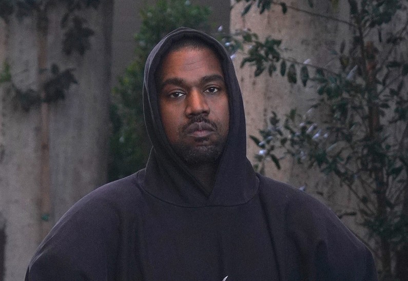 Новая девушка? Канье Уэст замечен на свидании. Фото!