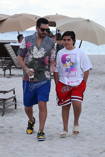 Менсон Дисик с отцом Скоттом Дисиком