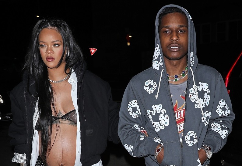 Рианна и A$AP Rocky провели вечеринку в честь будущего ребенка
