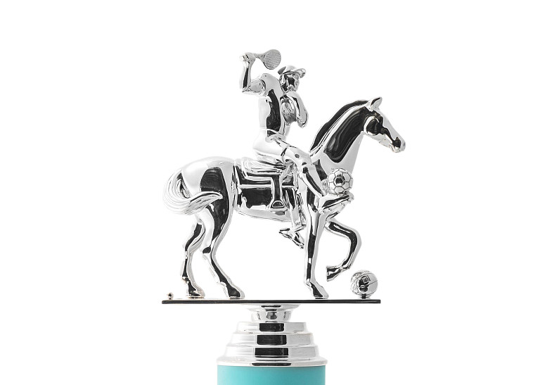 Tiffany & Co. в сотрудничестве с MSCHF представляют трофей «The Ultimate Participation Trophy»