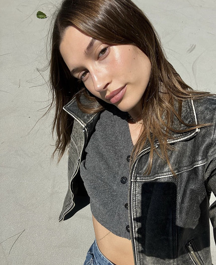 Хейли Бибер