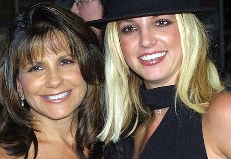 Продолжение скандала: мать Бритни Спирс требует от дочери 660 тысяч долларов