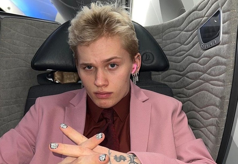 Даня Милохин рассекретил имя своей новой девушки