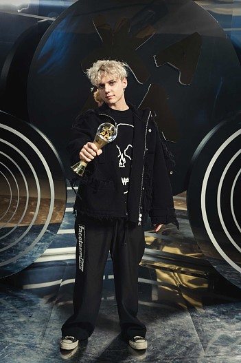 Ваня Дмитриенко