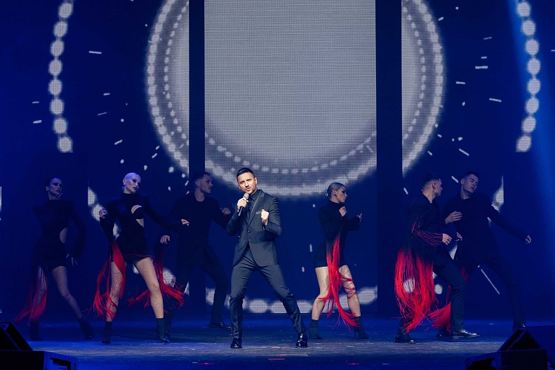 Сергей Лазарев