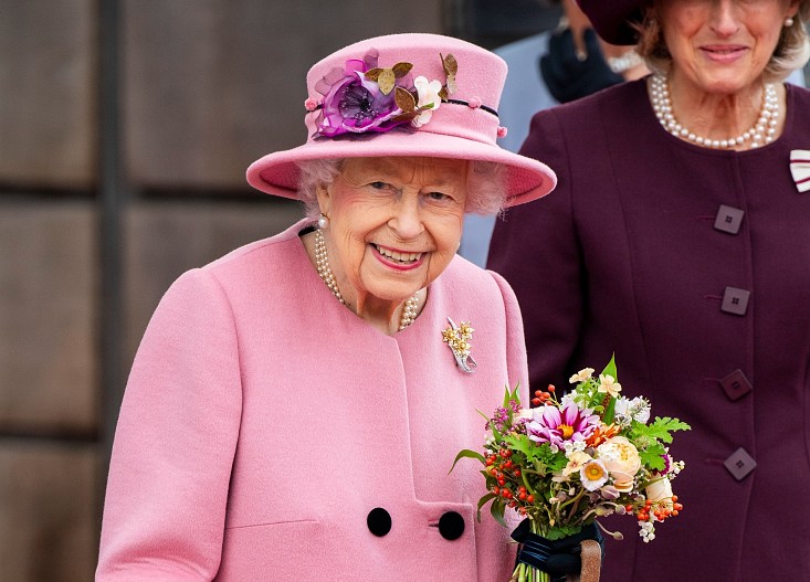 Королева Елизавета II