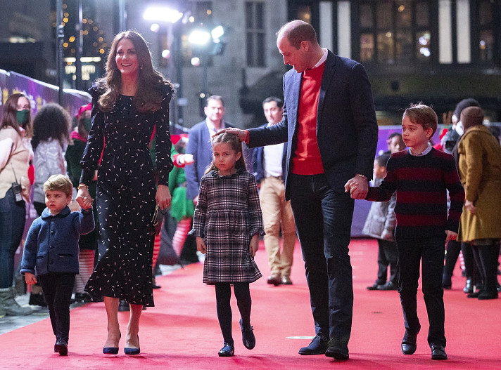 Принц Уильям и Кейт Миддлтон с детьми (2020 год)