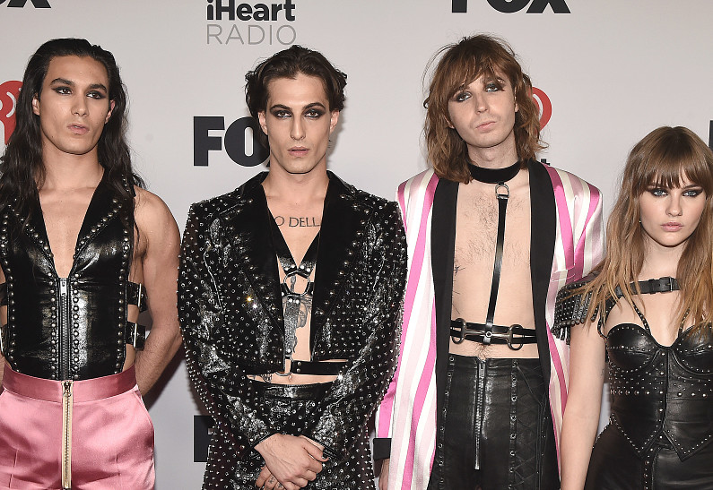 Вышла первая биография группы MÅNESKIN на русском языке