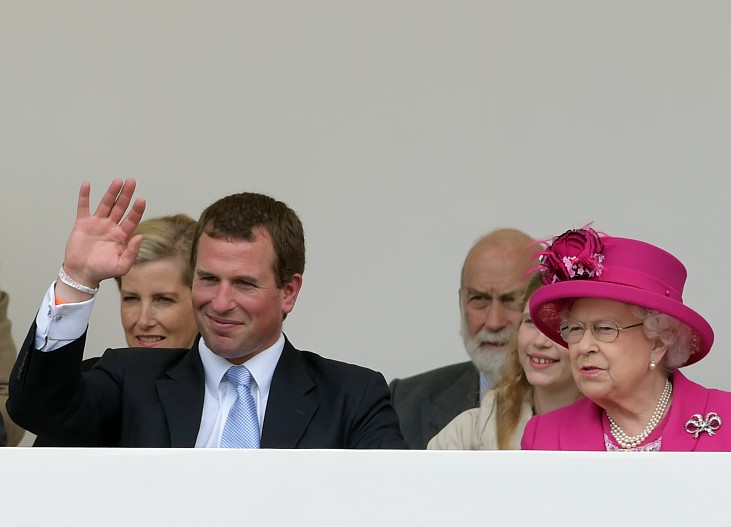 Питер Филлипс и Елизавета II