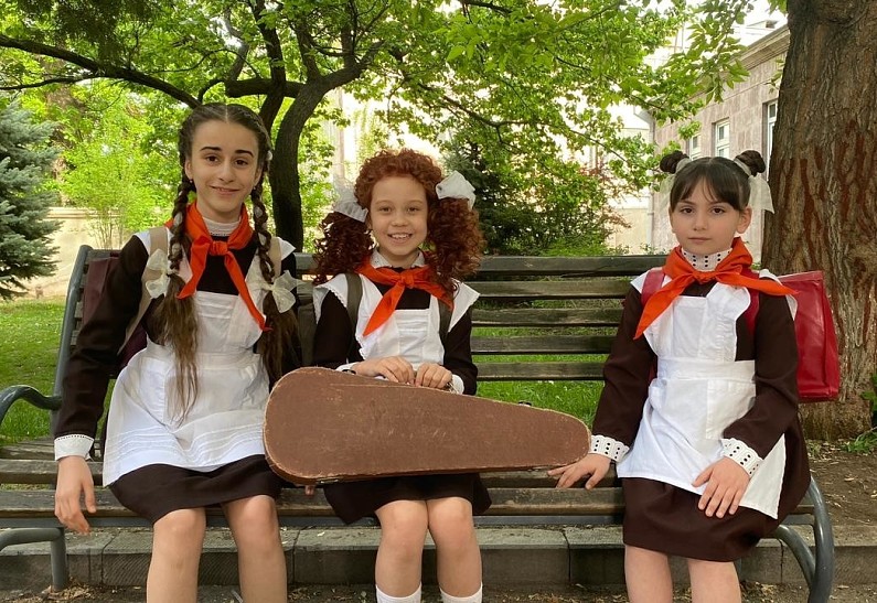 В Армении стартовали съемки двух новых сезонов экранизации повести Наринэ Абгарян «Манюня»