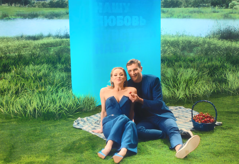 Михаил Галустян, Марина Кравец и другие звёзды ТНТ представили летний имидж телеканала