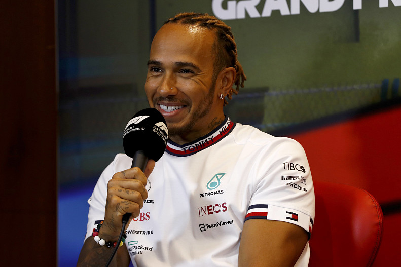 Льюис Хэмилтон