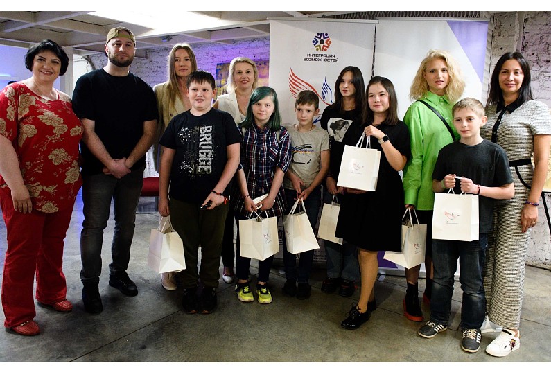 В Москве прошла благотворительная выставка в пользу детей, страдающих тяжелыми заболеваниями