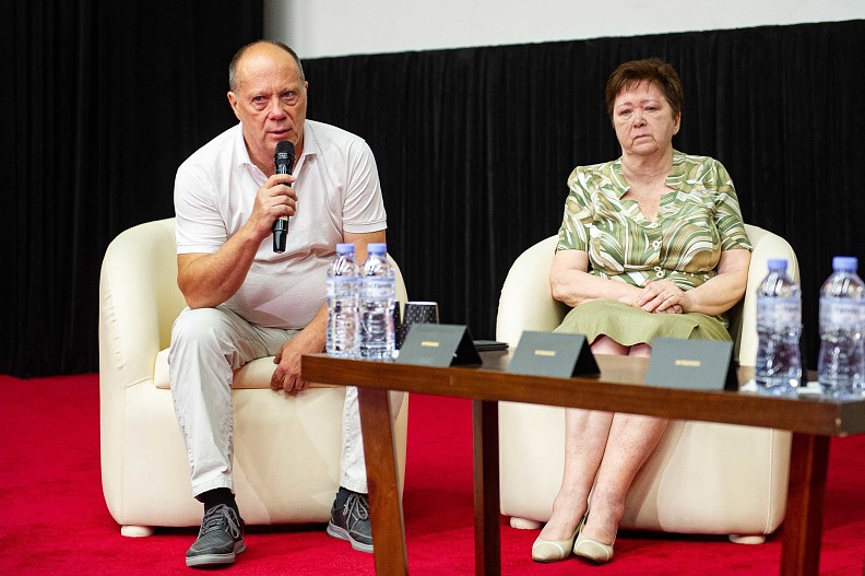 Андрей Андреевич Борзенко и Ольга Андреевна Борзенко