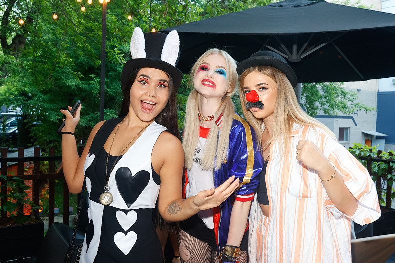 Катя Голышева, Диана Астер, Аня Pokrov