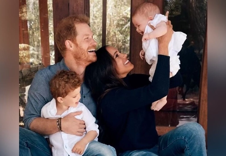 Члены королевской семьи поздравили дочь принца Гарри и Меган Маркл с первым днем рождения