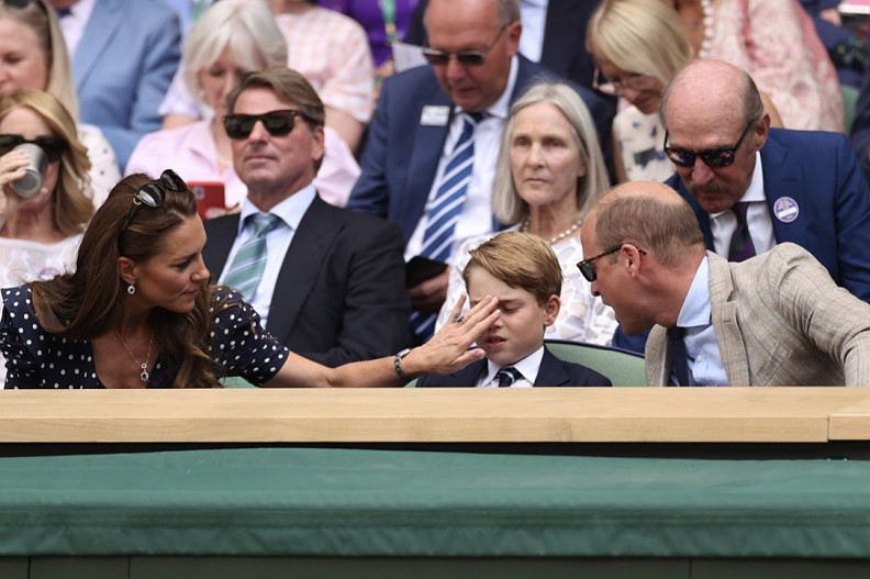 Кейт Миддлтон и принц Уильям с сыном Джорджем