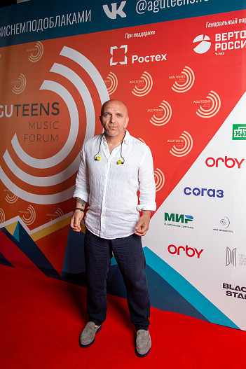 Александр Шоуа