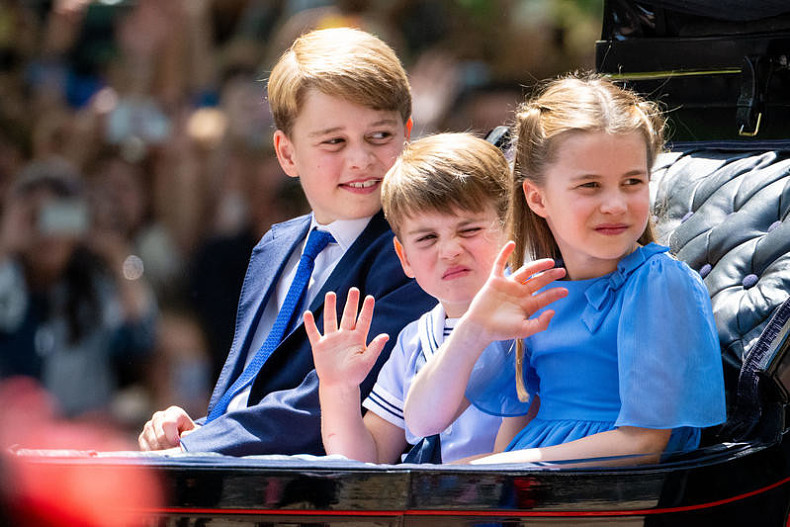 Принц Джордж, принц Луи и принцесса Шарлотта