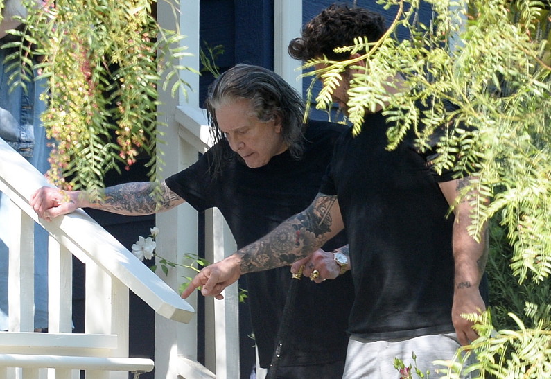 «Она большая и красивая»: Оззи Осборн восторгается беременной дочерью Келли